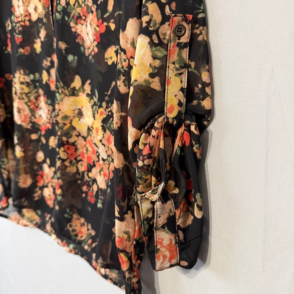 Forever 21 Womens Dark Floral Top Size Medium Sheer Forest Fairy Dark Romantic - Picture 4 of 9